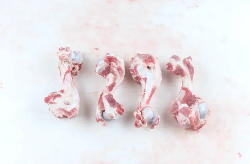 Tulang — pork bones